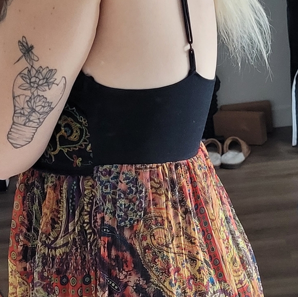 Vintage Paisley Dress - Picture 7 of 12